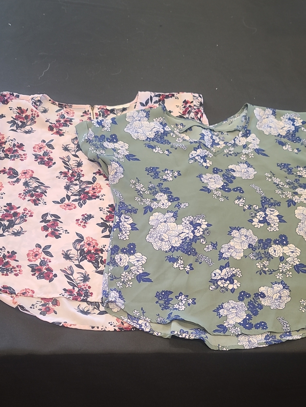 Floral Short Sleeve Blouse Pair - Pink & Sage EUC, Medium